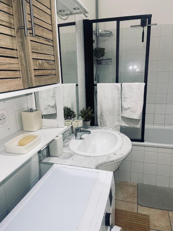 Appartement A 2 Mins Du Centre 사흘라 라 카네다 외부 사진